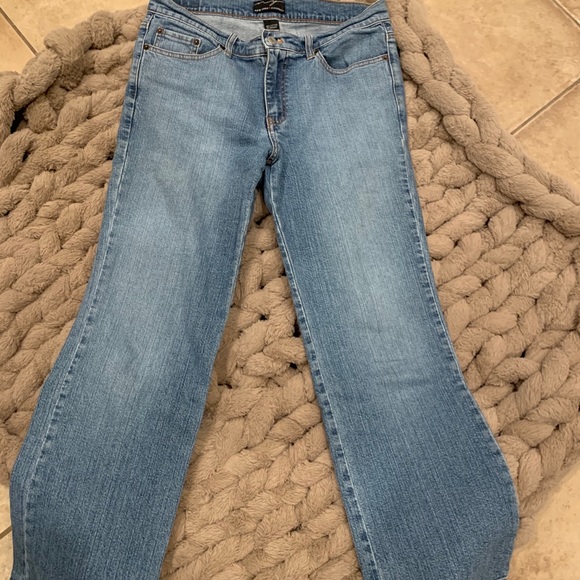 New York & Company Jeans 🌸Size 10 - Picture 1 of 4